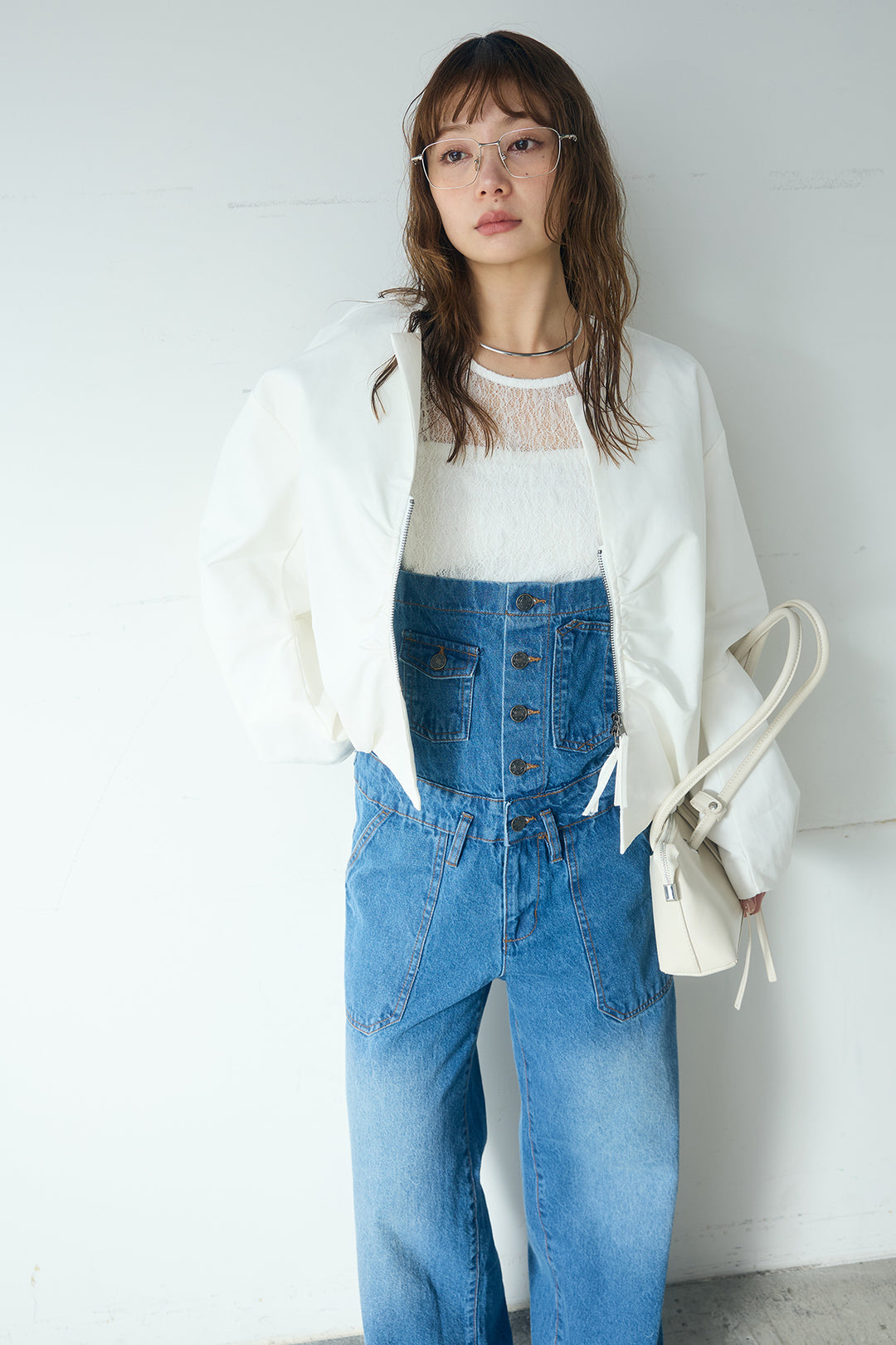 [SET]ノーカラーフロントギャザージップアウター+デニムサロペットワイドパンツ(2set)