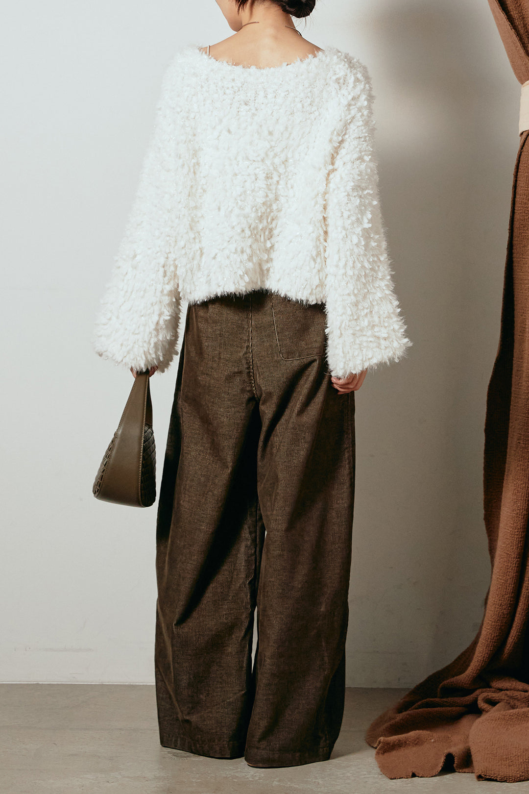 [SET]深Vネックチョウチョヤーンニットトップス+フロントタック入りコーデュロイパンツ(2set)