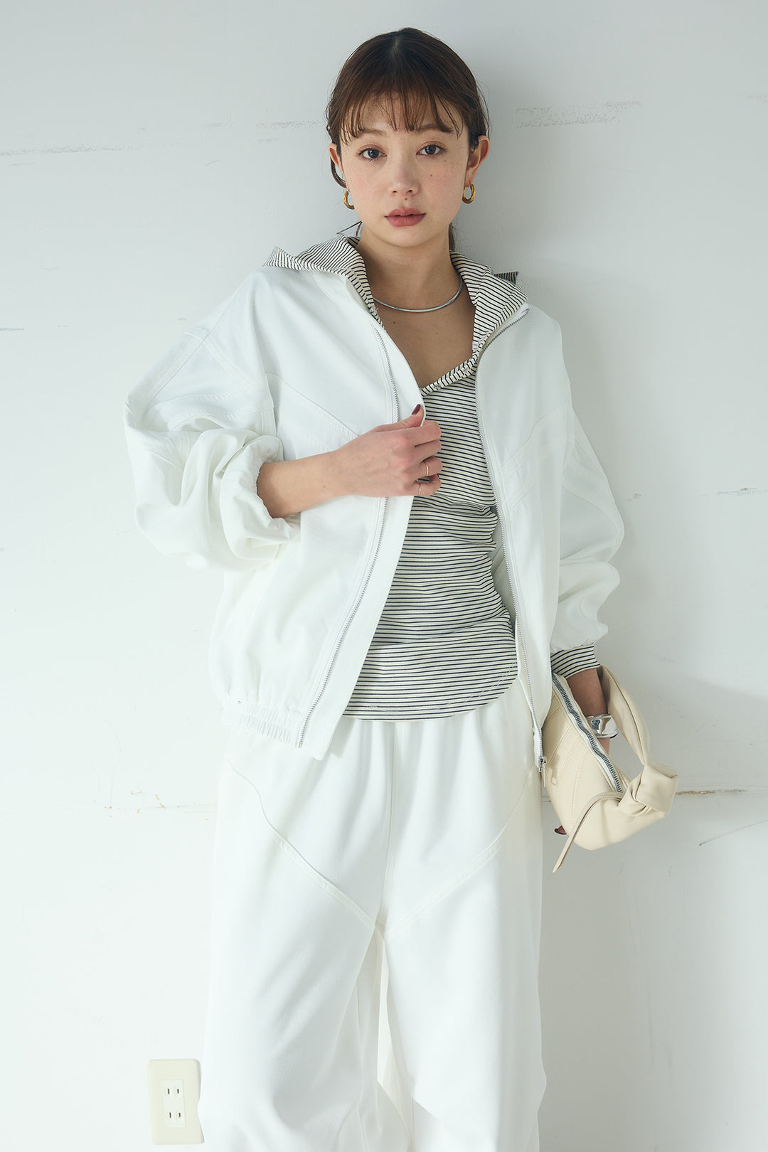 [SET]マルチ切り替えドルマンブルゾン+ランダムタックデザインワイドパンツ+ボーダーフーディーロンT(3set)