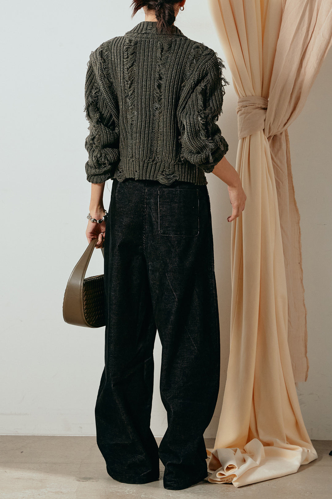 [SET]ハイネックフリンジジップニットトップス+フロントタック入りコーデュロイパンツ(2set)