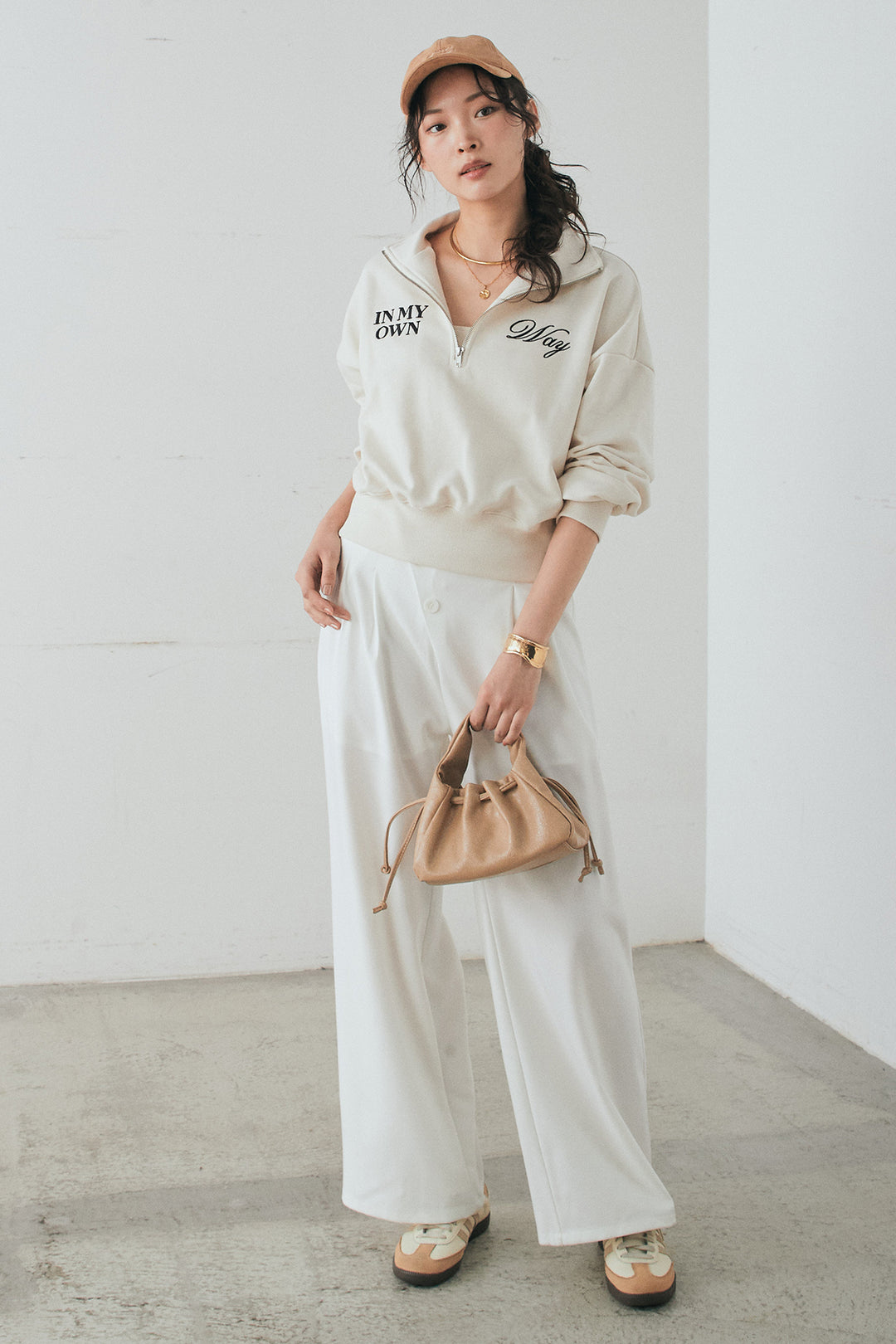 [SET]裏毛ロゴ刺繍ハーフZIPスウェット+斜めボタンタック入りスラックス(2set)