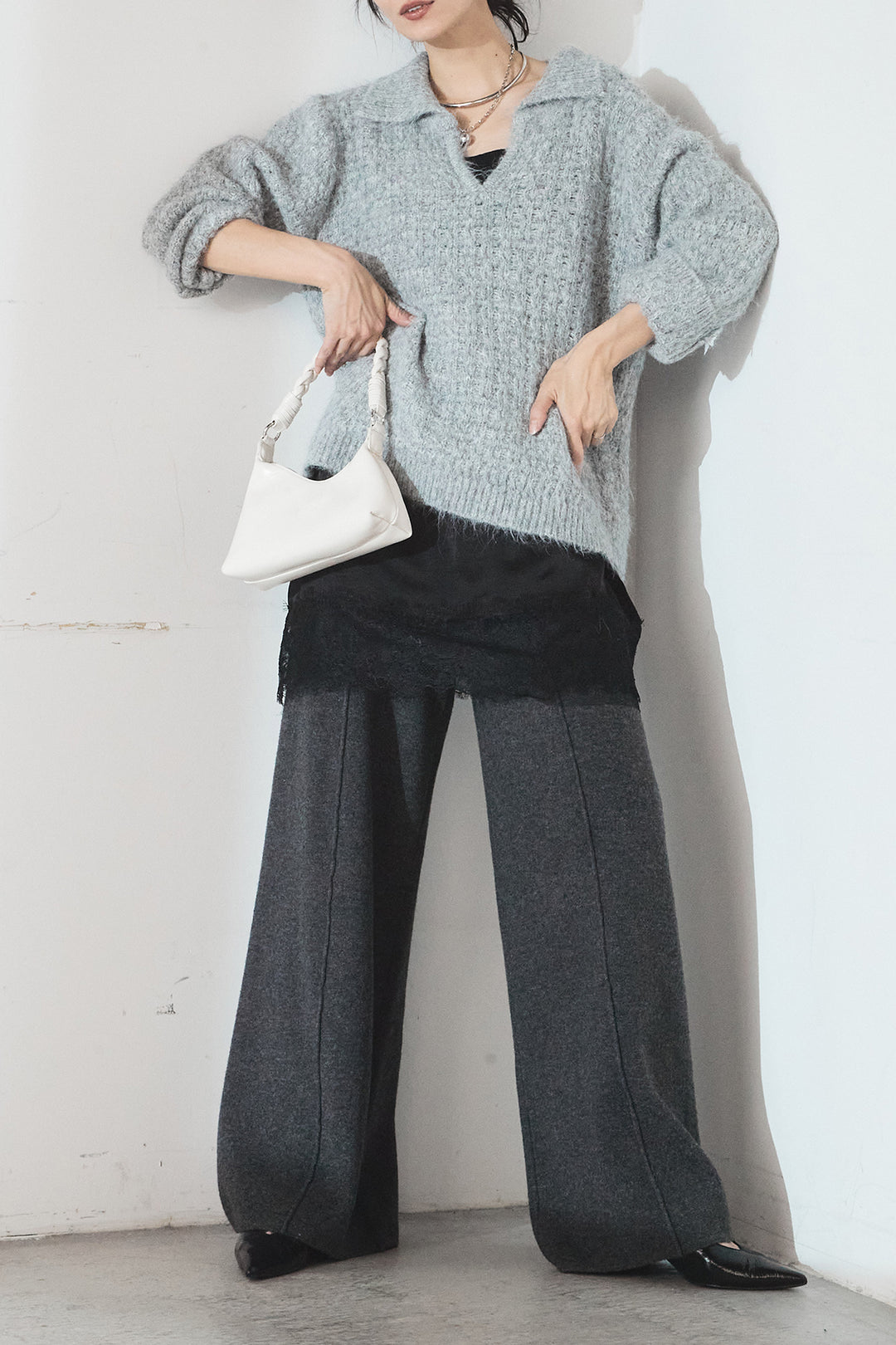 [SET]襟付きVネックニットトップス+レース切り替えキャミソール+センターラインニットパンツ(3set)