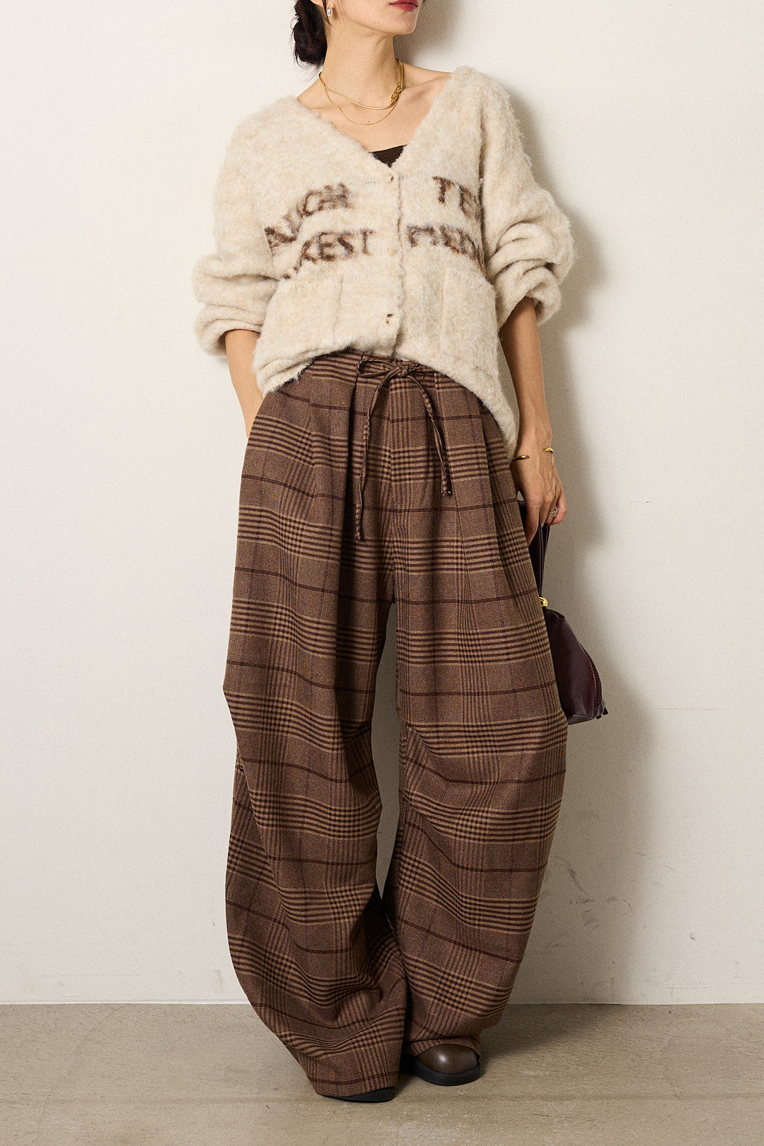 [SET]ウール混透かしロゴニットカーディガン+グレンチェックルーズタックパンツ(2set)