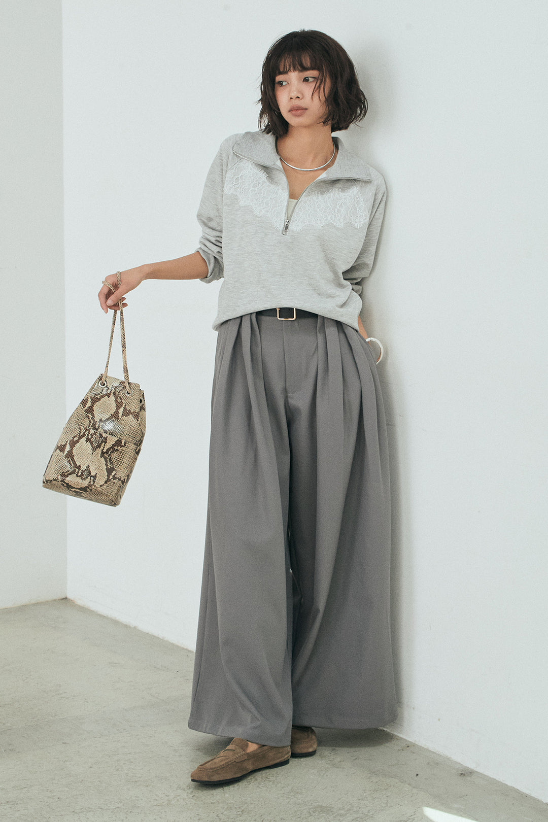 [SET]リバーレースハーフジップ裏毛スウェット+ベルト付きタックデザインハイウエストロングパンツ(2set)