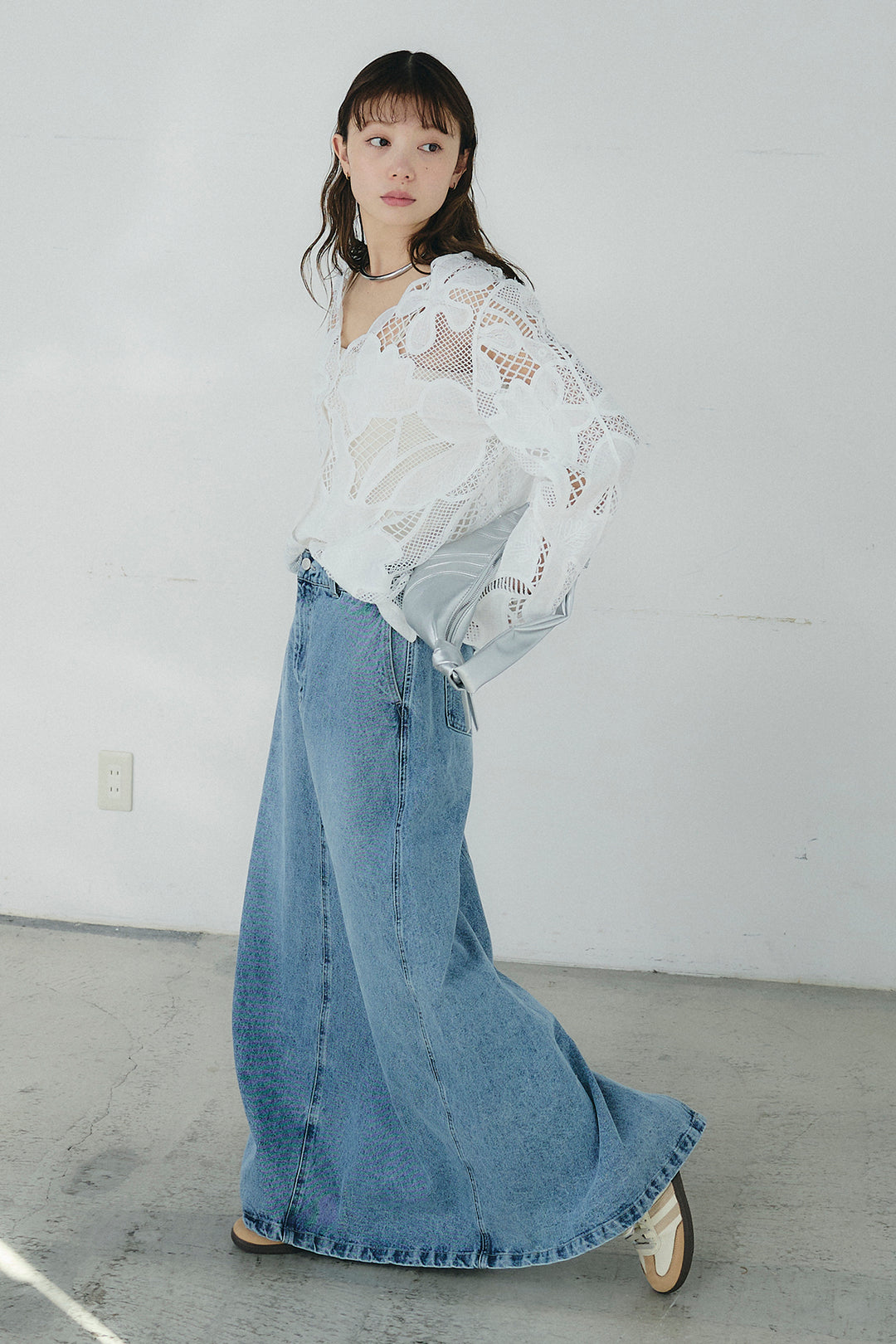 [SET]フラワー刺繍レースブラウス+デニムロングフレアスカート(2set)