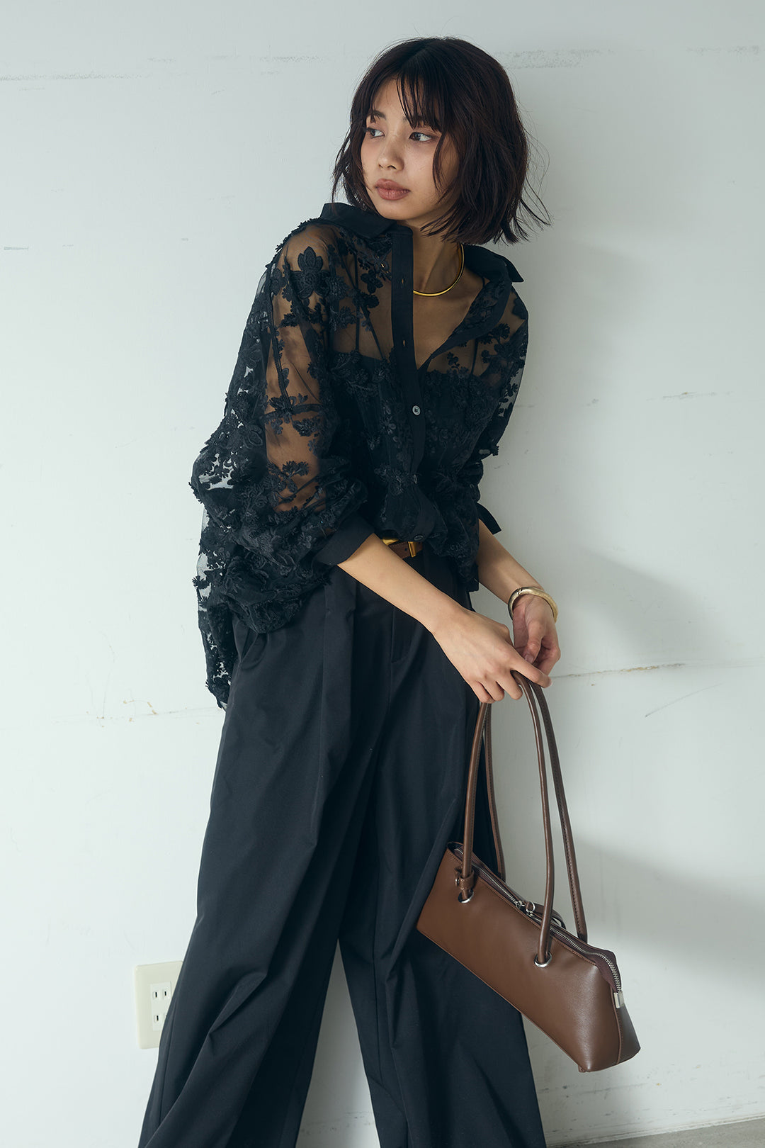 [SET]立体フラワー刺繍レースシャツ+ベルトループデザインハイウエストタックパンツ(2set)