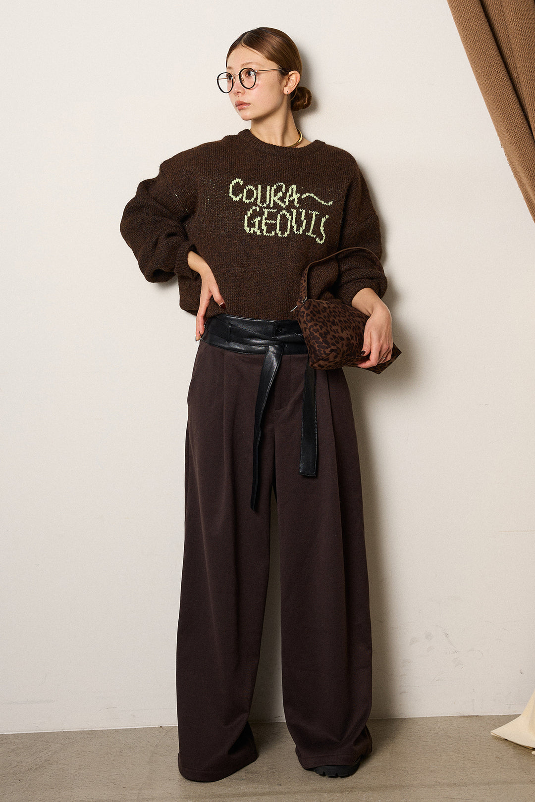 [SET]ロゴシャギーニットプルオーバー+巻ベルトウエストレザーライクワイドパンツ(2set)