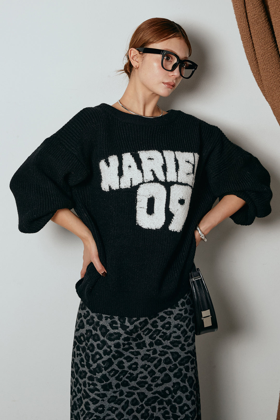 [SET]ロゴジャガードニットトップス+レオパードロングスカート(2set)