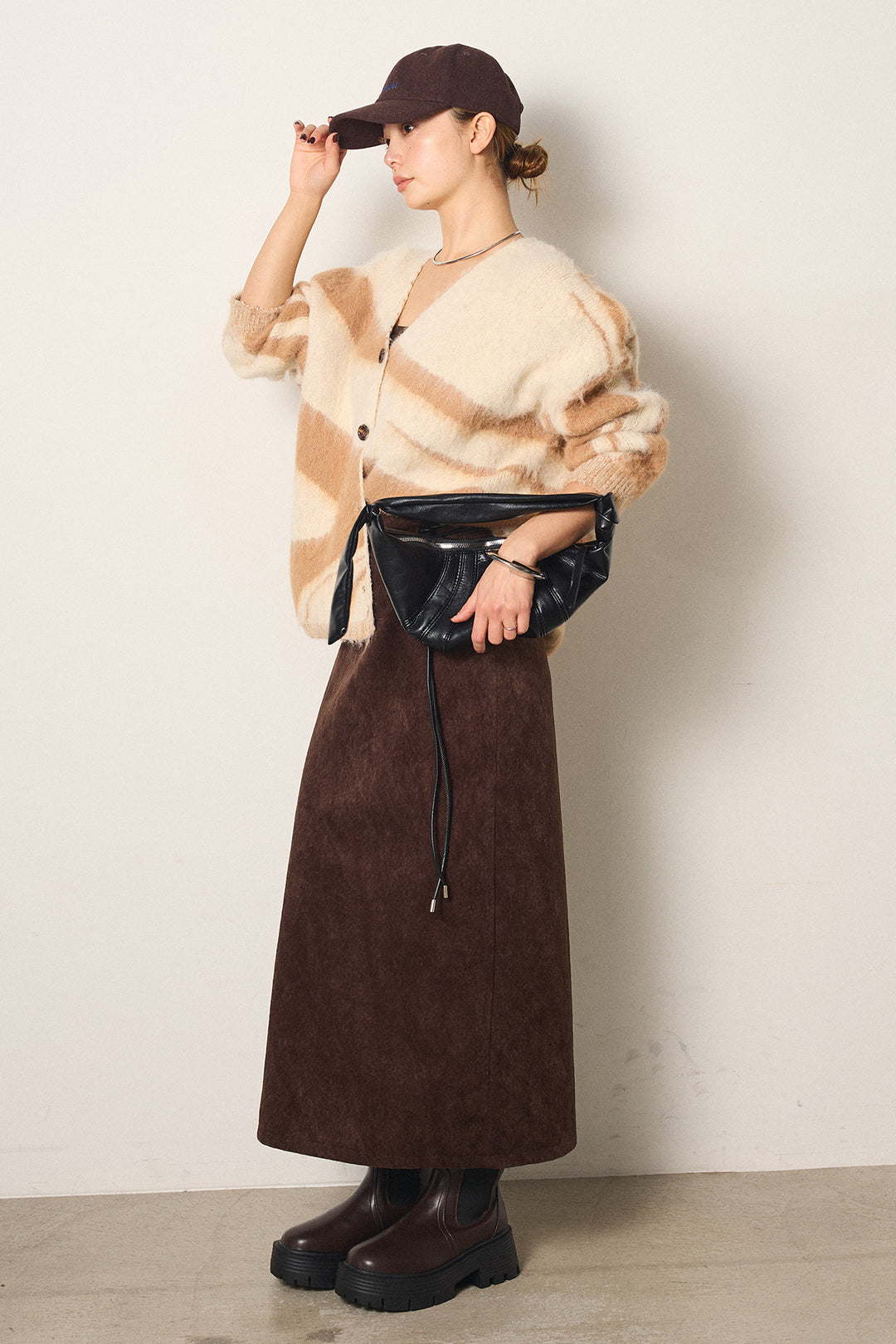 [SET]アクセントブラッシュドカーディガン+ロープベルト付きスウェード調スカート(2set)