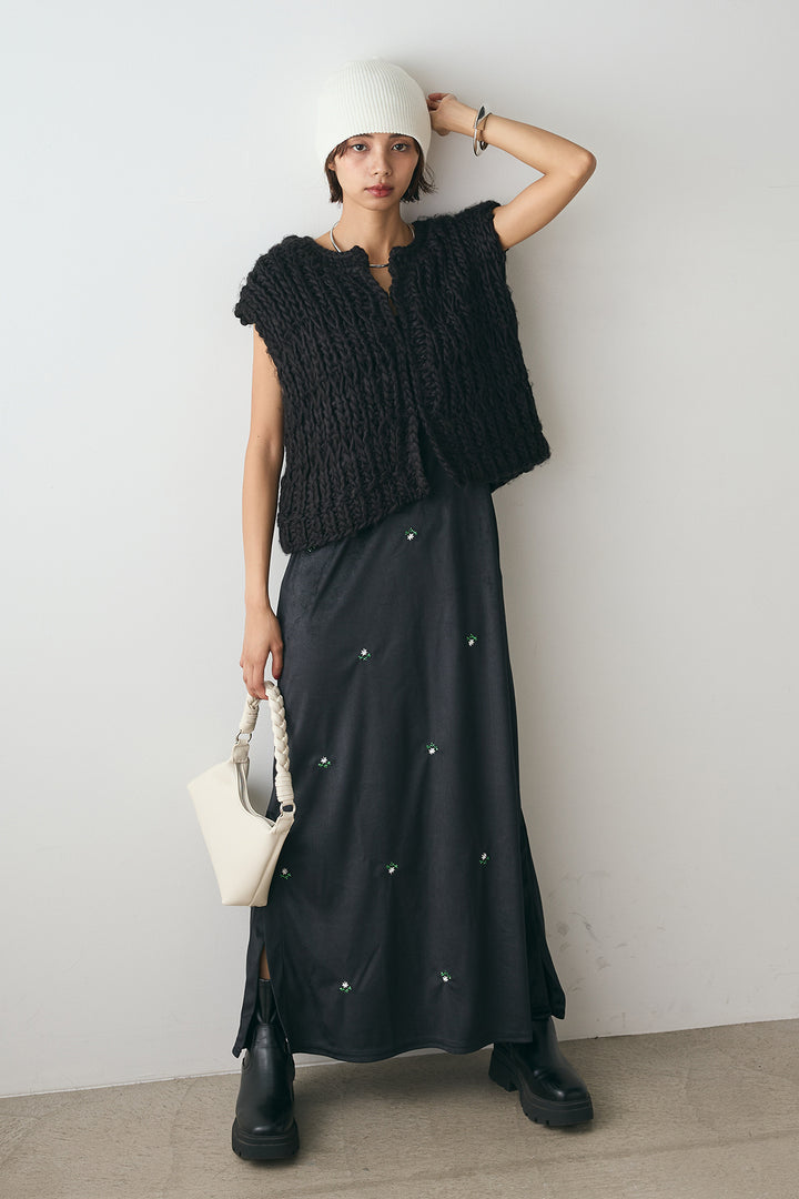 [SET]ハンドニットロービングベスト+小花刺繍ベロアキャミワンピース(2set)