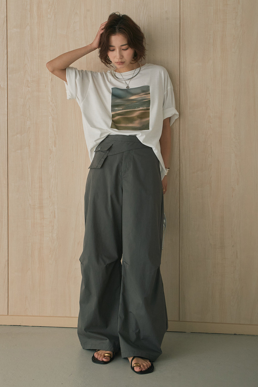 [SET]MarbleプリントTシャツ+ポケットベルト付きニーサイドタックパンツ(2set)