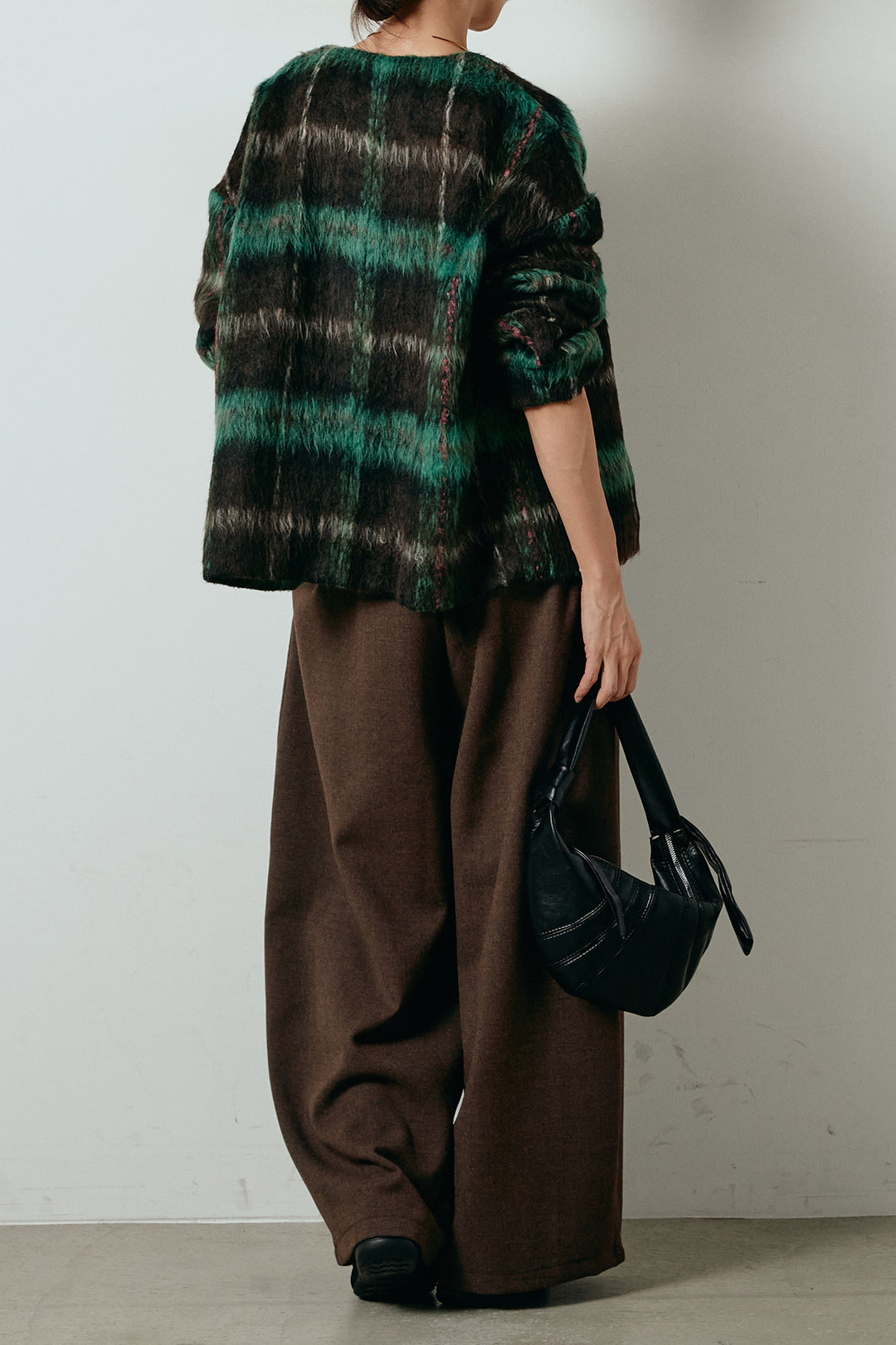 [SET]ノーカラーシャギーチェックアウター+ポーチベルト付きカーブパンツ(2set)