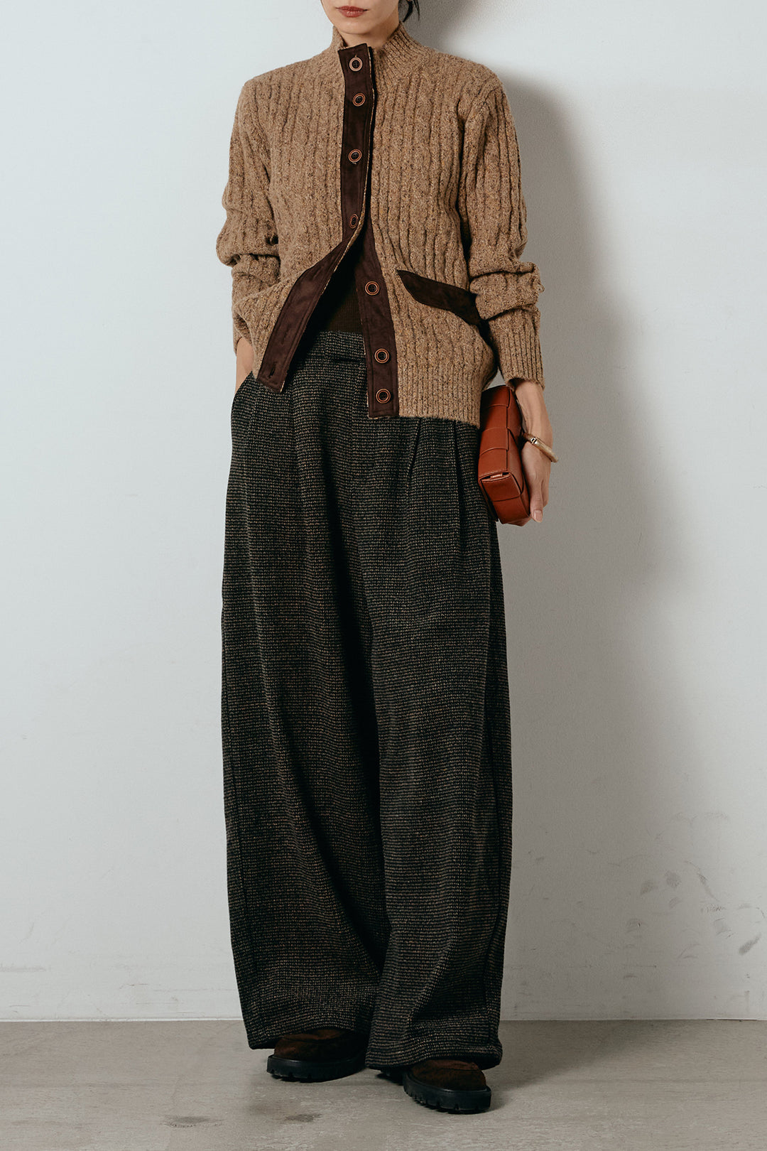 [SET]ボトルネックケーブルニットカーディガン+起毛タック入りツイードワイドパンツ(2set)