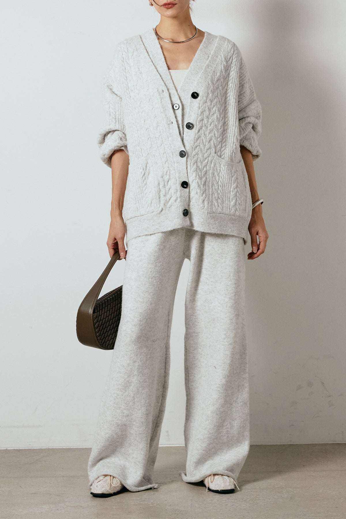 SET]3ピースフロントボタンニットSETUP – ESICA