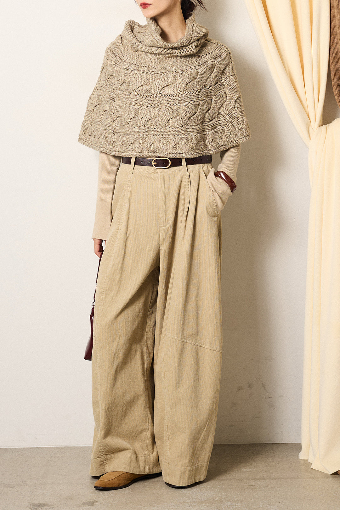 [SET]ケーブル編みケープレイヤードニット+タック入りコーデュロイワイドパンツ(2set)
