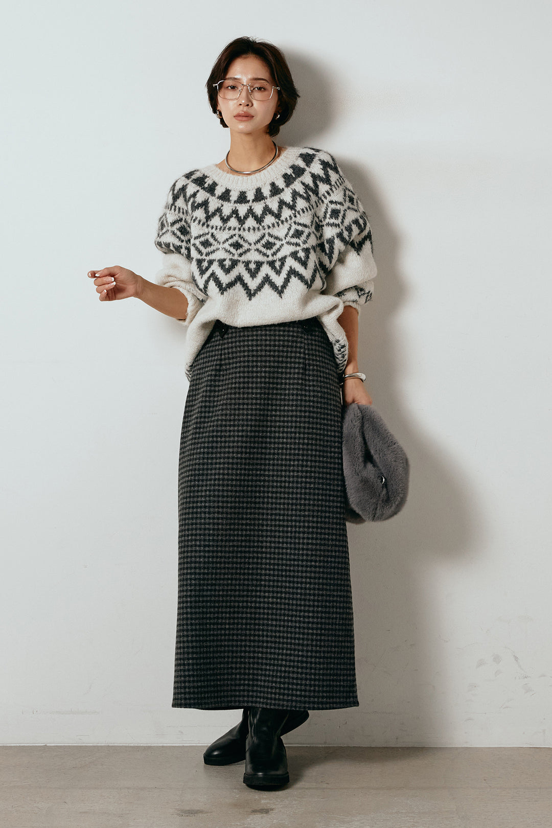 [SET]ノルディック柄Uネックプルオーバー+スエード調ベルト付きチェックナロースカート(2set)