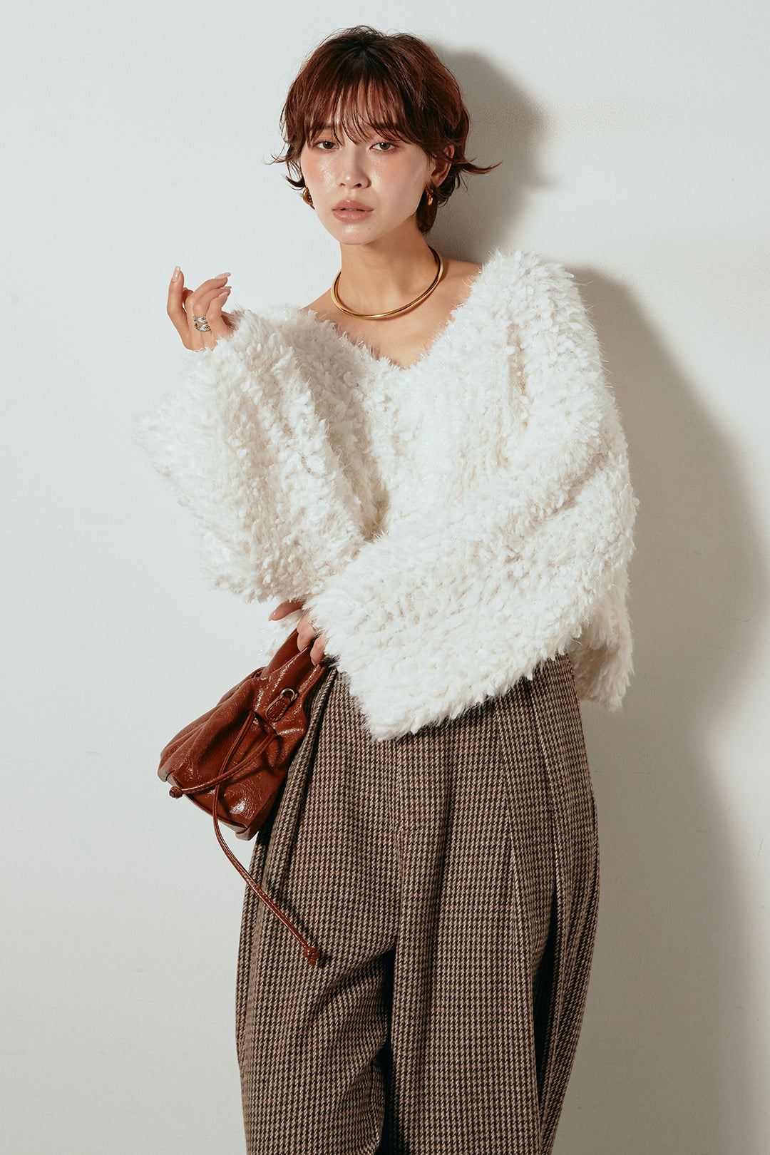 [SET]深Vネックチョウチョヤーンニットトップス+ガンクラブチェックタックパンツ(2set)