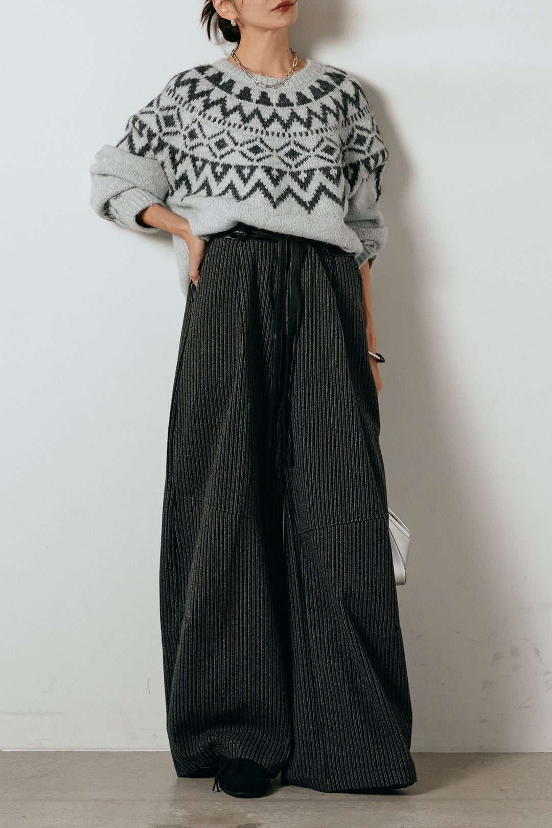 [SET]ノルディック柄Uネックプルオーバー+レザーライク配色ストライプパンツ(2set)