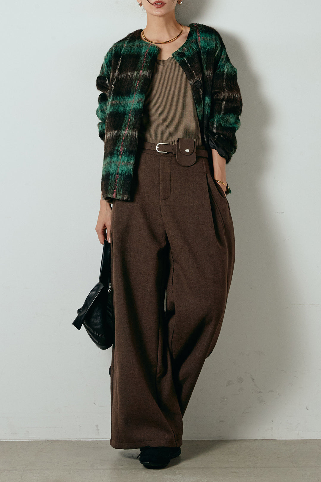 [SET]ノーカラーシャギーチェックアウター+ポーチベルト付きカーブパンツ(2set)