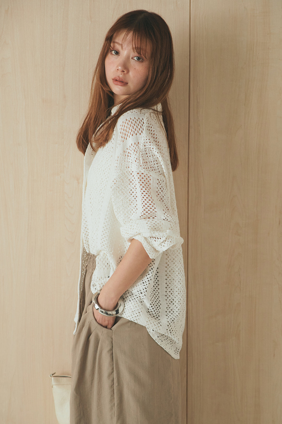 [SET]長袖襟付きレースシャツ+ポケットタックフォルムパンツ(2set)