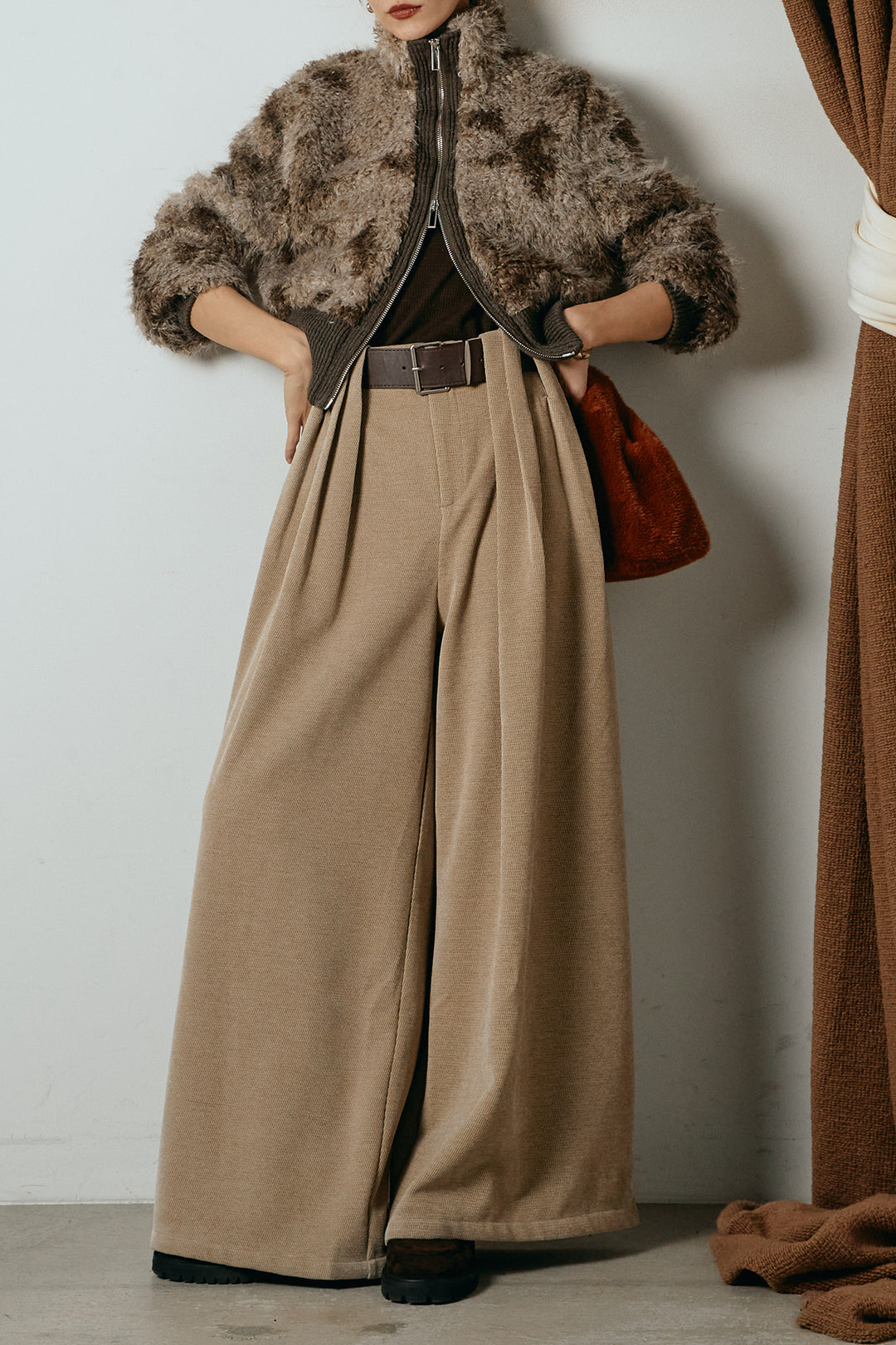 [SET]エコファースタンドカラーニュアンス柄ブルゾン+ベルトループコーデュロイワイドパンツ(2set)