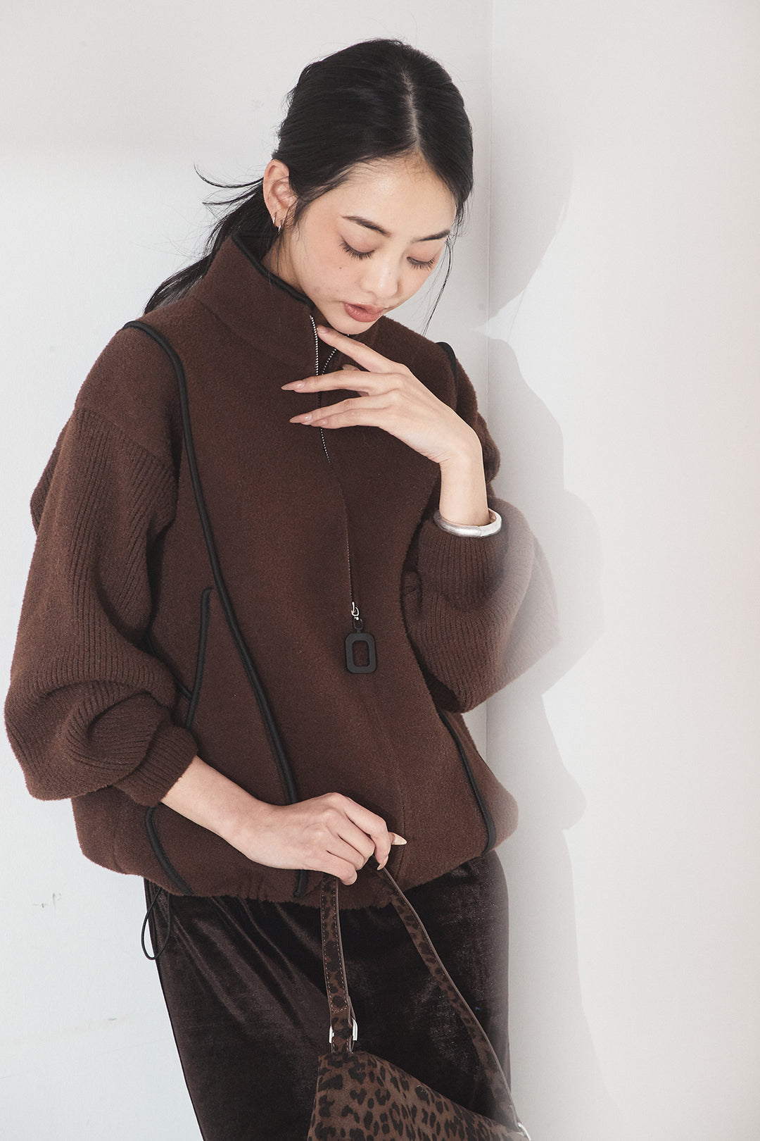 [SET]ハイネックパイピングデザインブルゾン+ベロアバレエネックワンピース(2set)