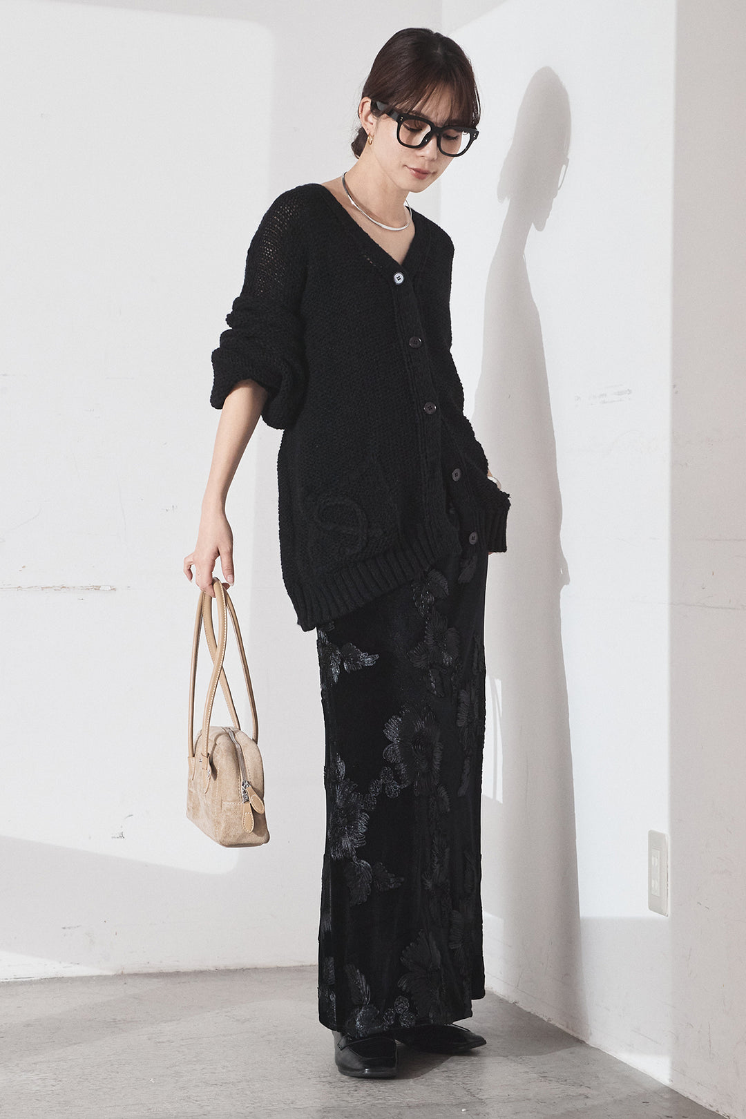 [SET]コード刺繍リラックスニットカーディガン+フラワー刺繍ワイドスカート(2set)