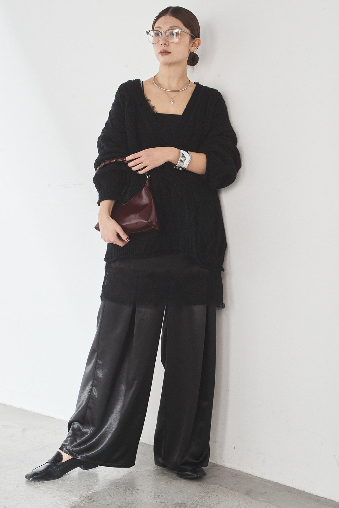 [SET]ケーブルVニットセーター+サテンタックワイドパンツ(2set)