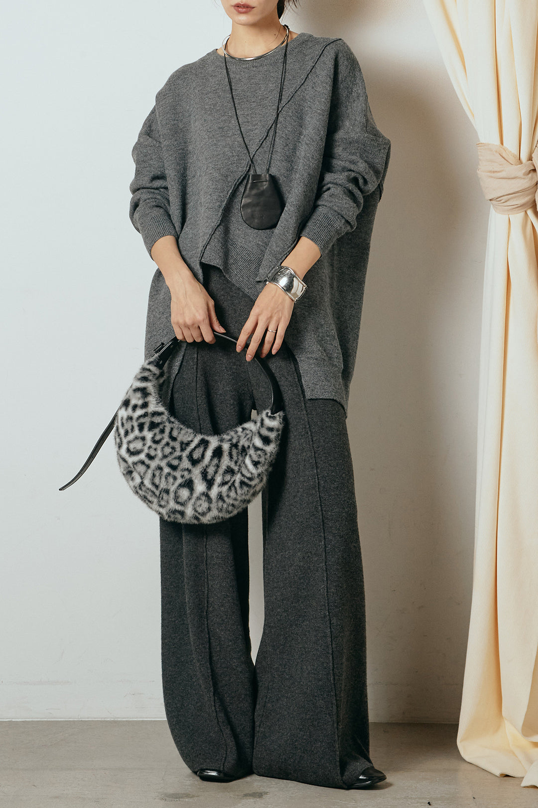 【着回しセット】[SET]アシンメトリーデザインニットトップス+センターラインニットパンツ+フラワー刺繍ワイドスカート(3set)