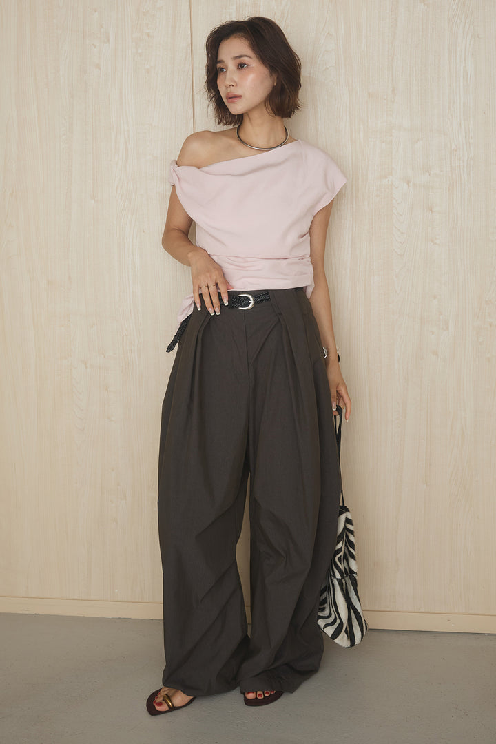 [SET]ノースリーブアシンメトリートップス+ニーサイドタックボリュームカーブパンツ(2set)