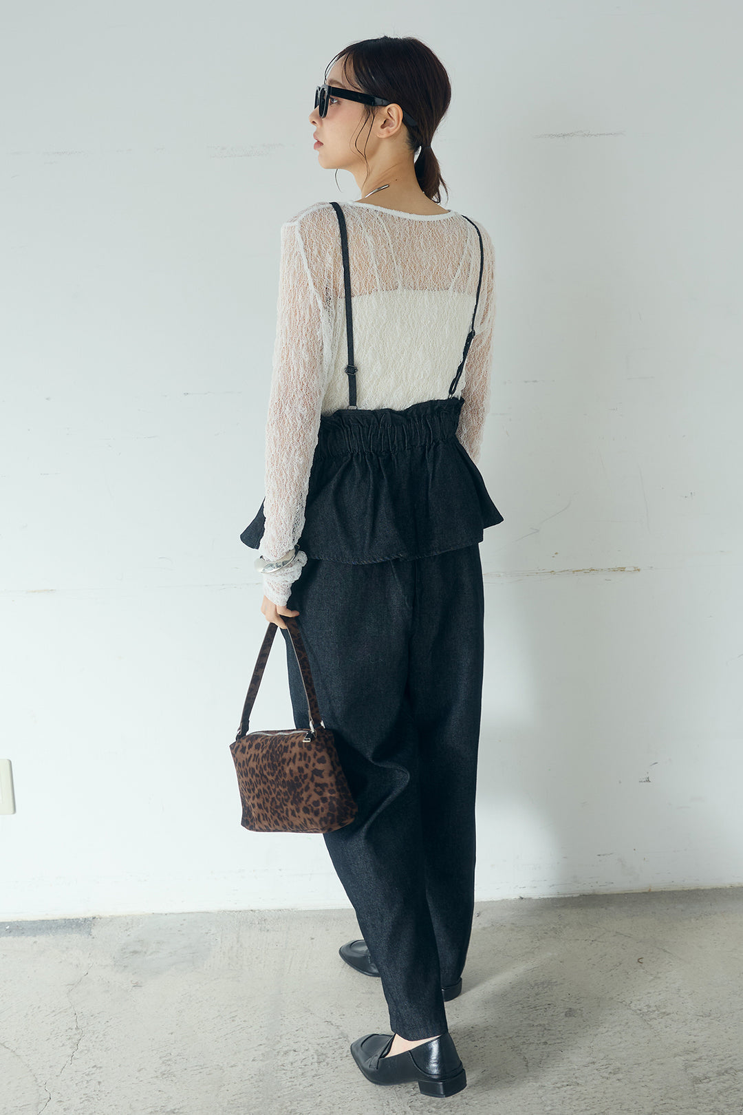 [SET]ストレッチレースクルーネックインナー+デニムペプラムコンビネゾン(2set)