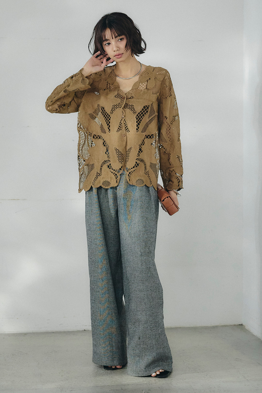 [SET]フラワー刺繍レースブラウス+サイドボタンツイードタックパンツ(2set)