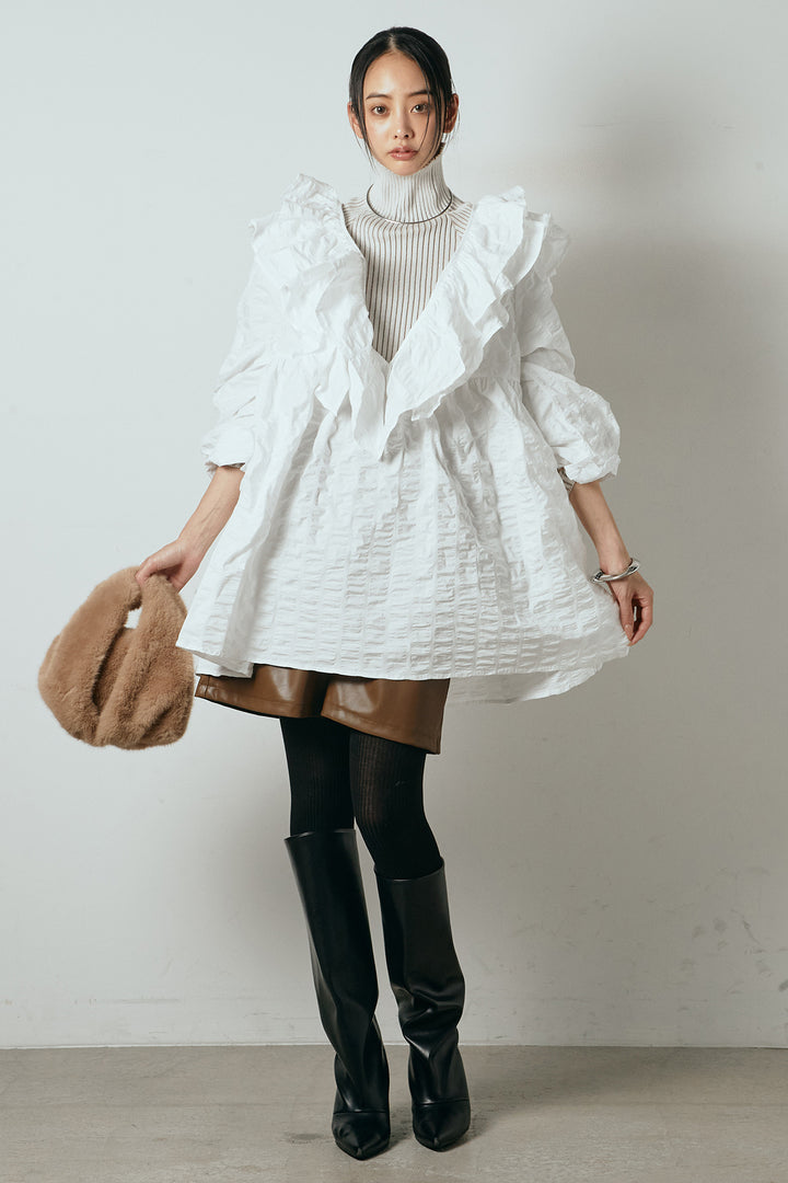 [SET]Vネックフリルカラーブラウス+ストレッチエコレザーバミューダパンツ(2set)