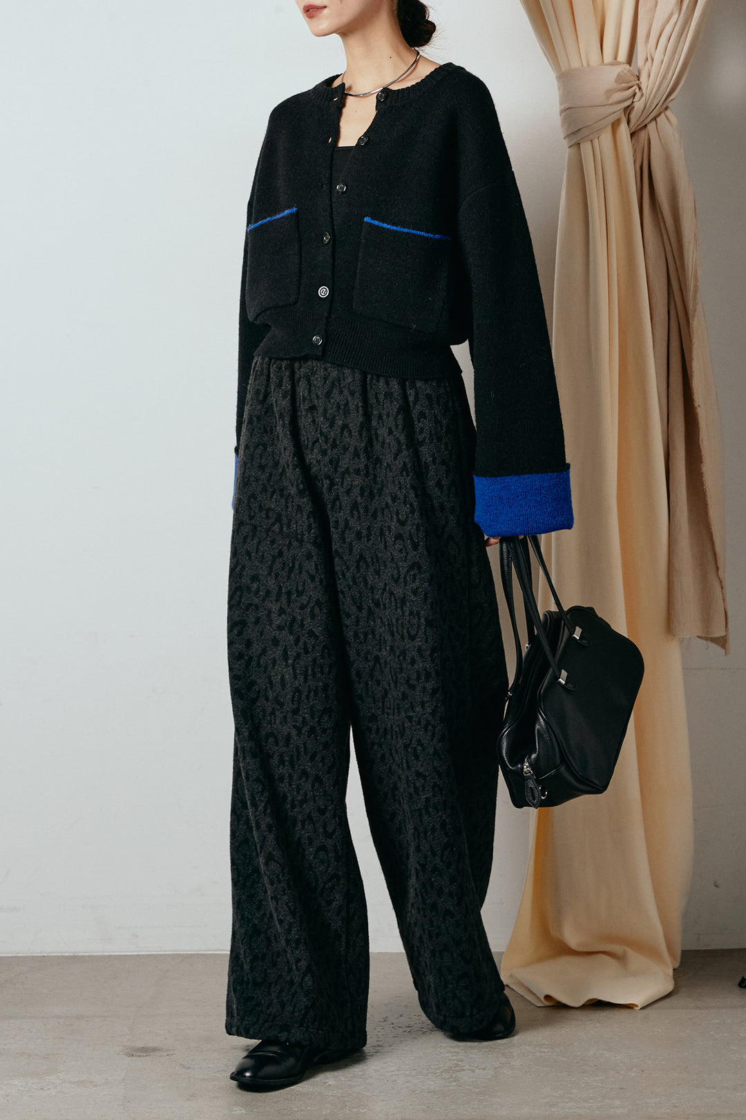 [SET]アルパカタッチダブルフェイスカーディガン+レオパードジャガードニットパンツ(2set)