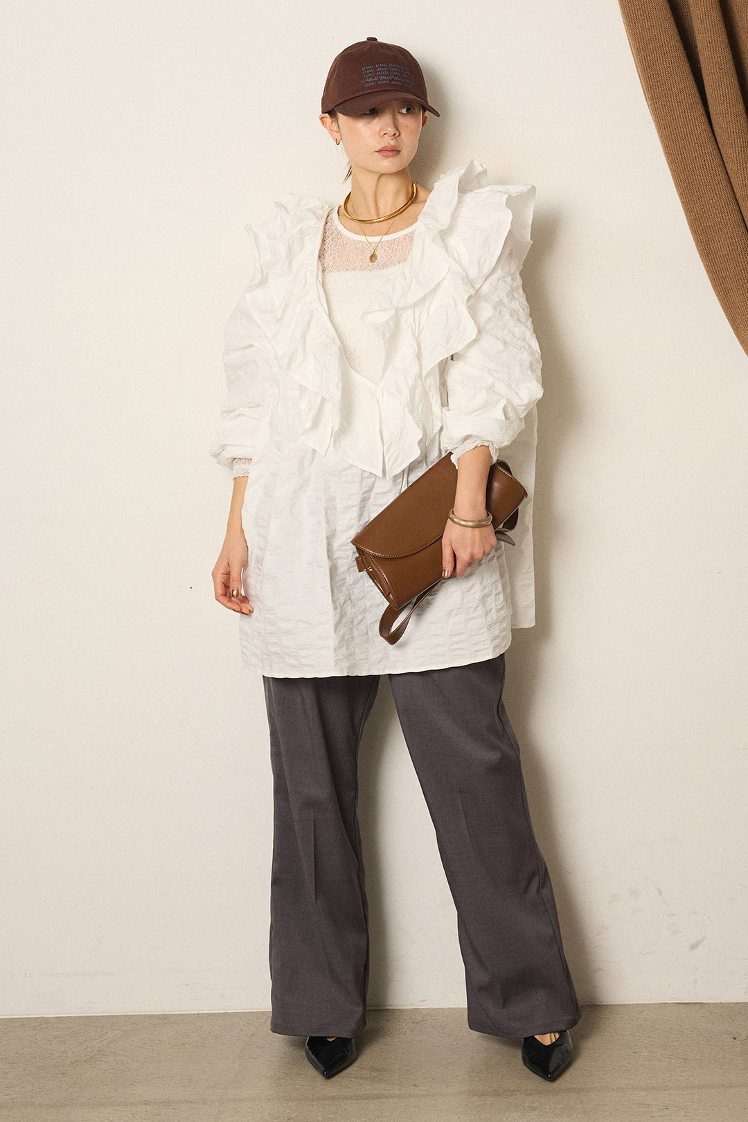 [SET]Vネックフリルカラーブラウス+ツイルスプリングカラータックパンツ(2set)