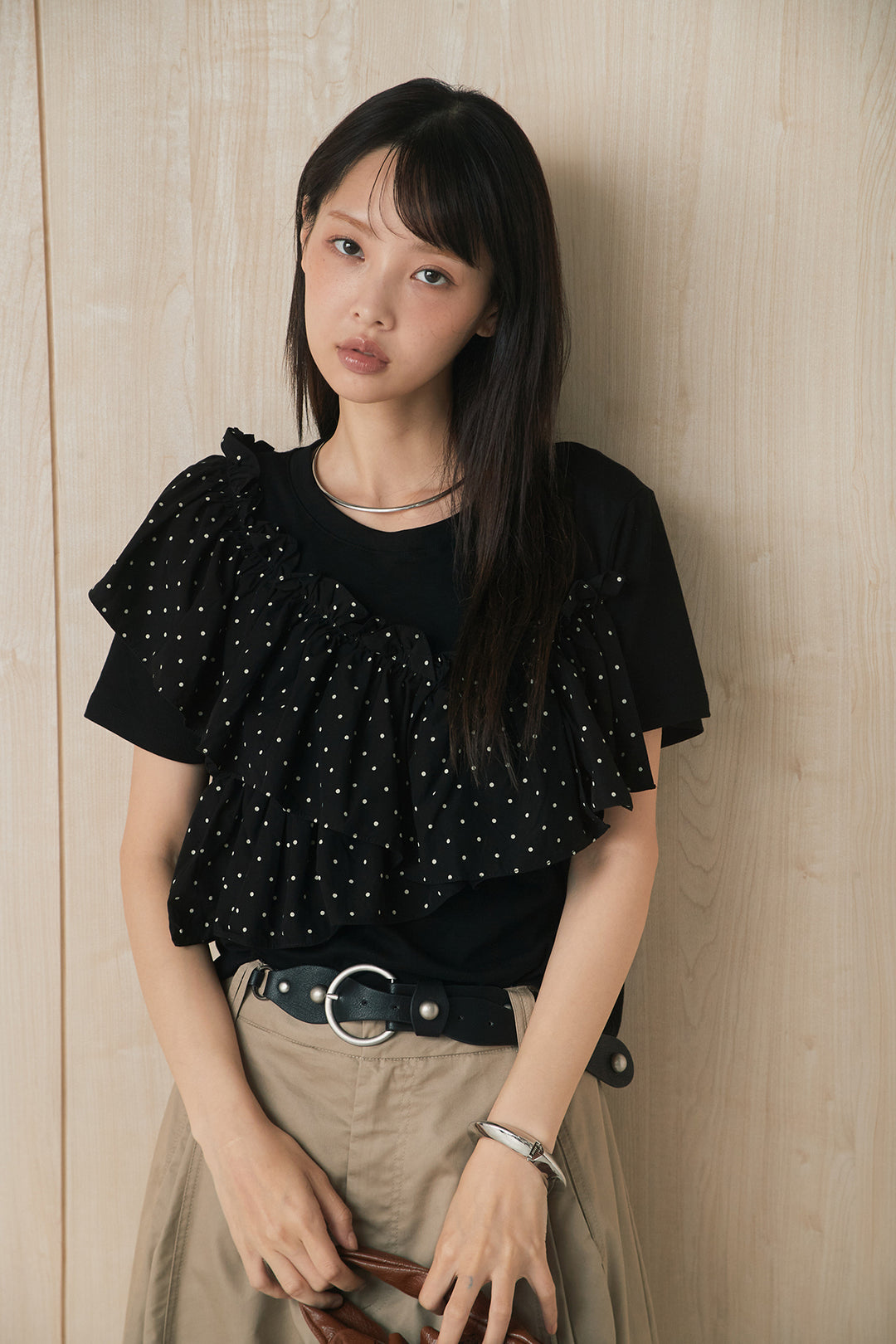 [SET]ドットアシメフリルデザインTシャツ+サークルバックルベルト付きタックワイドパンツ(2set)