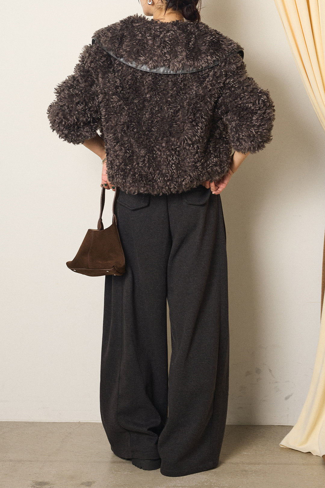 [SET]ビッグカラープードルボアアウター+編みベルト付きワイドパンツ(2set)