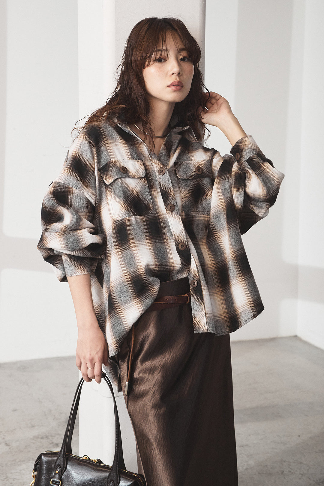 [SET]オンブレーチェックビッグシルエットCPOシャツ+裾レースデザインサテンスカート(2set)