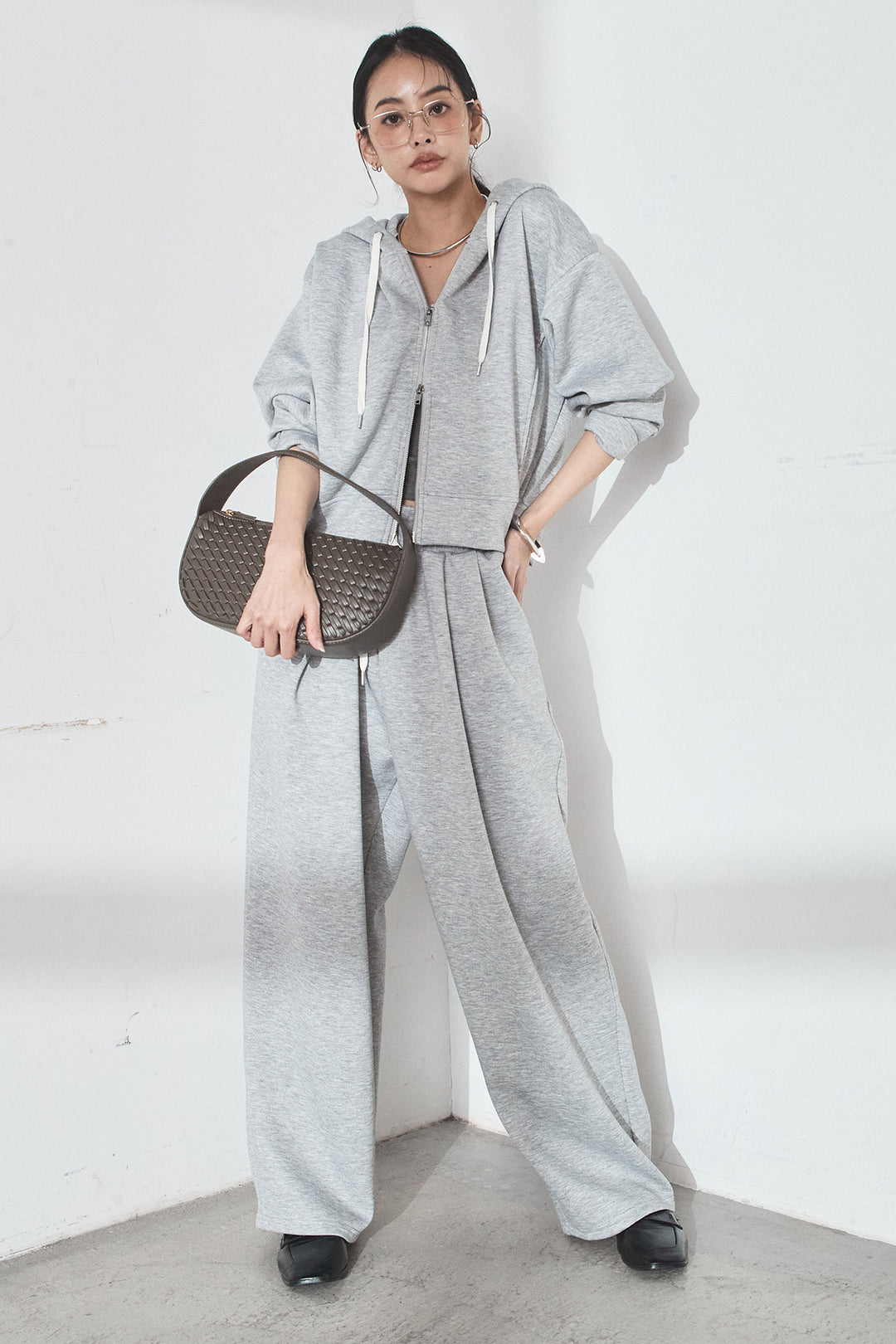 [SET]スウェットドルマンジップフードパーカー+スウェットコクーンイージーパンツ(2set)