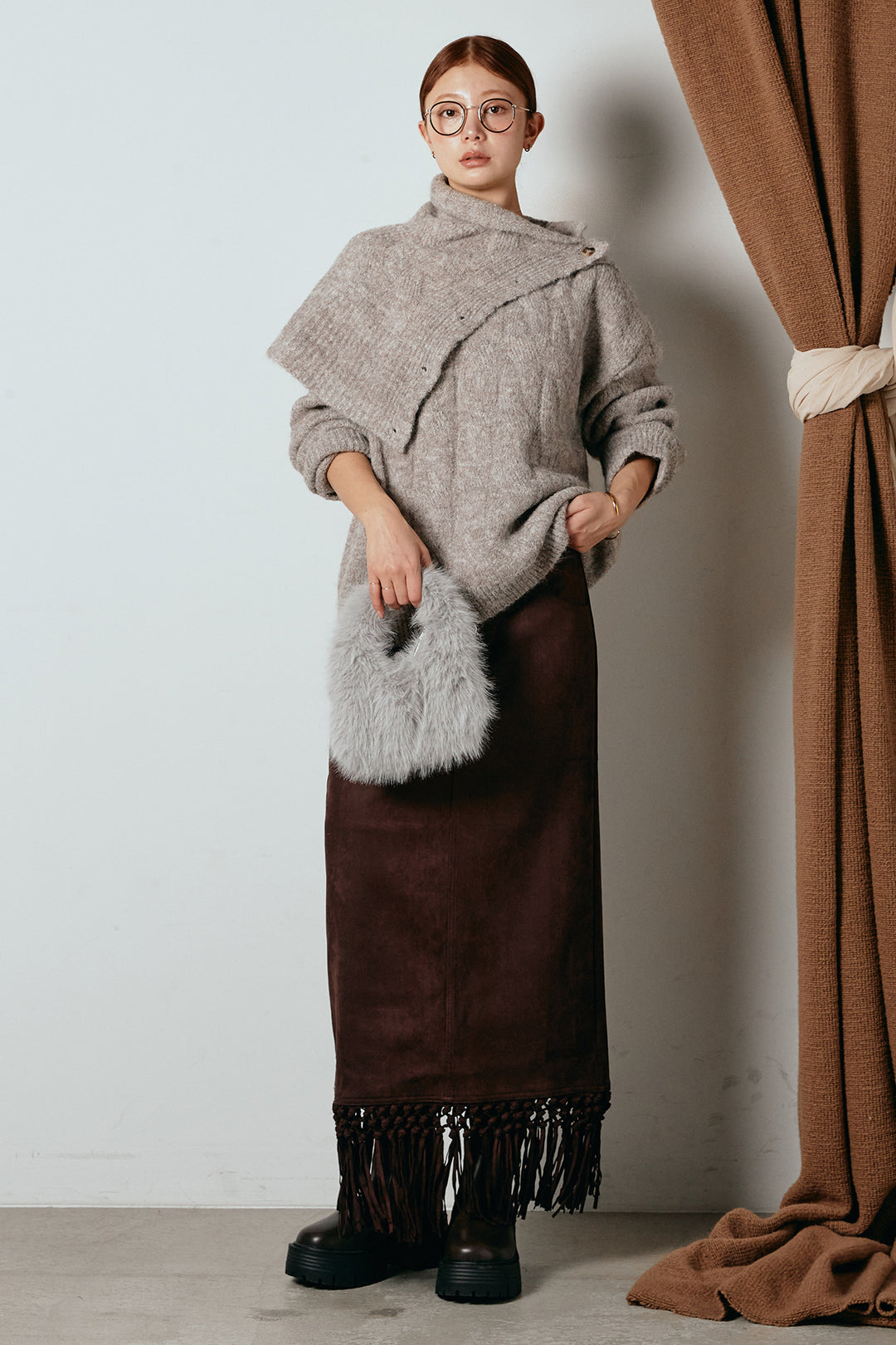 [SET]ケープデザインケーブルニットトップス+スウェードライク裾フリンジスカート(2set)