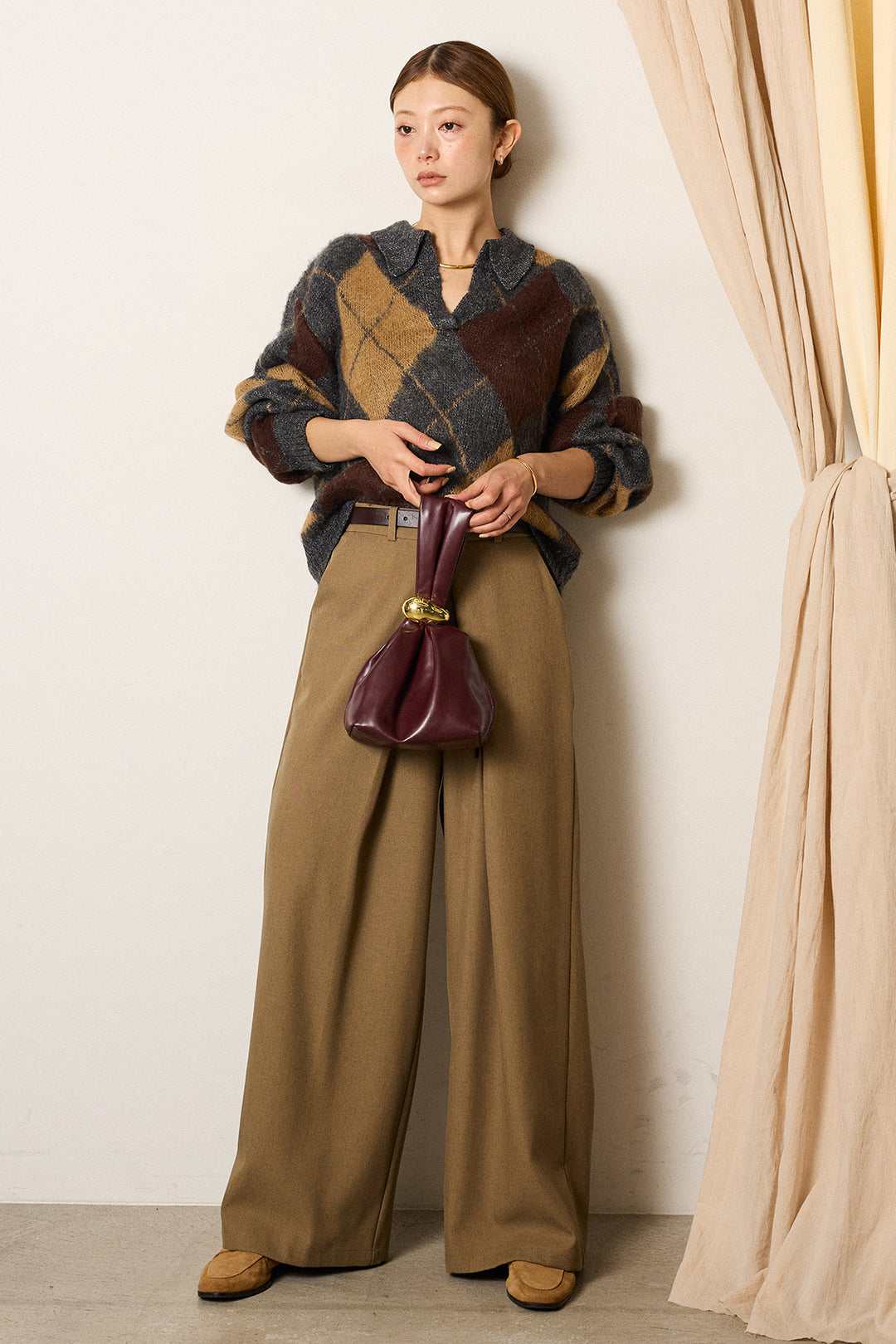 [SET]アクリルモヘアアーガイルキーネックプルオーバー+フロントワイドタックネップ入ワイドパンツ(2set)