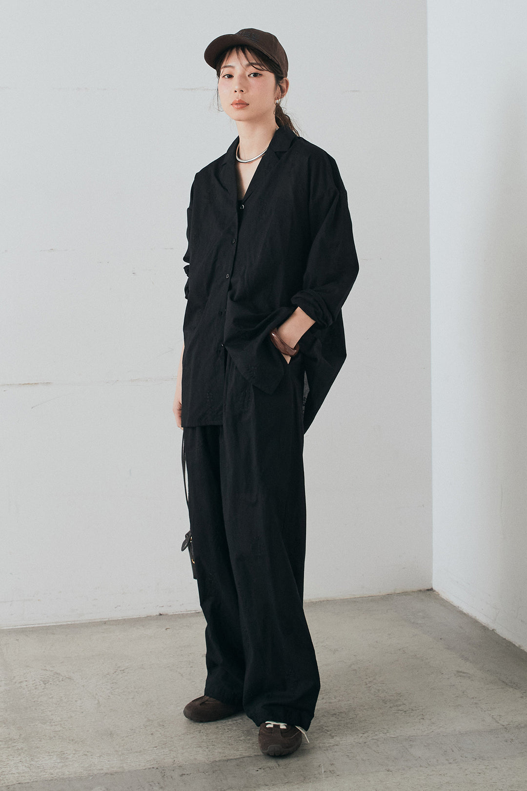 [SET]刺繍ローンオープンカラーシャツ+刺繍ローンタックイージーパンツ(2set)