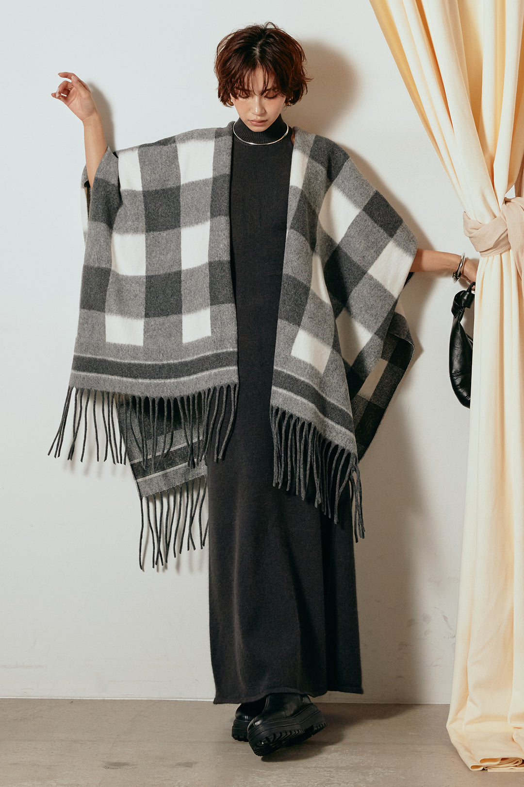 [SET]裾フリンジ柄ポンチョアウター+ノースリーブニットロングワンピース(2set)