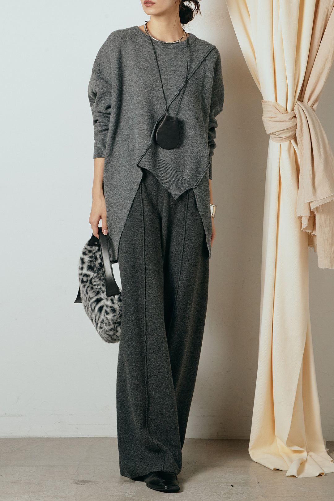 【着回しセット】[SET]アシンメトリーデザインニットトップス+センターラインニットパンツ+フラワー刺繍ワイドスカート(3set)