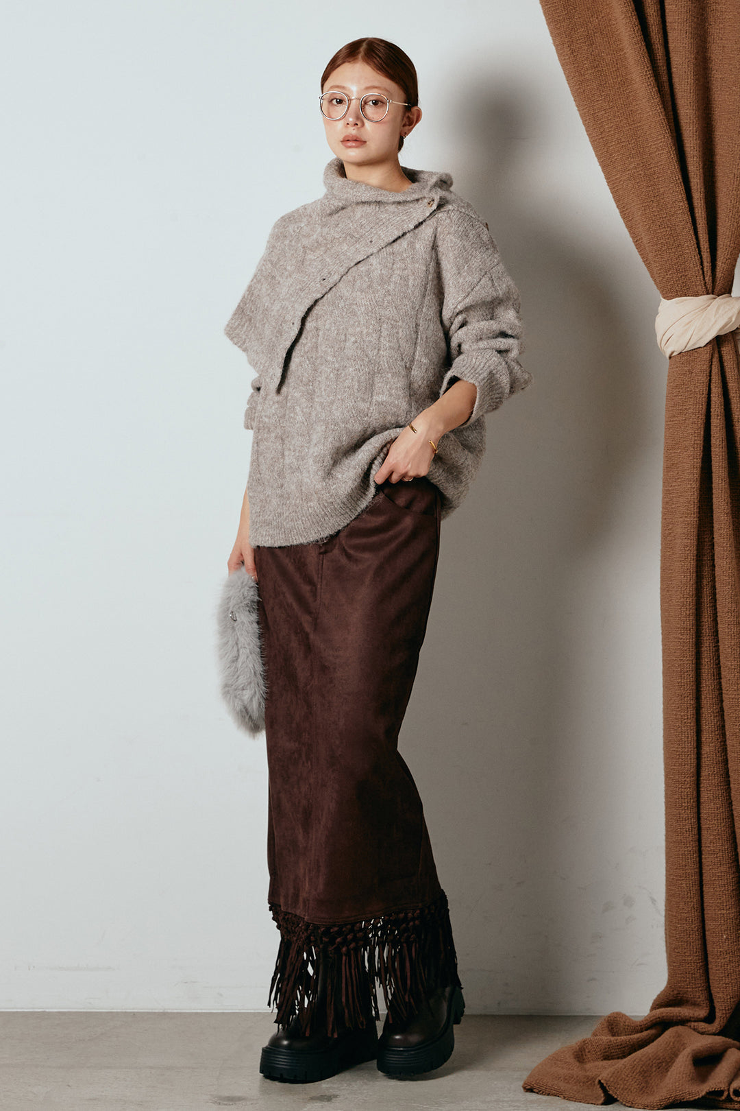 [SET]ケープデザインケーブルニットトップス+スウェードライク裾フリンジスカート(2set)