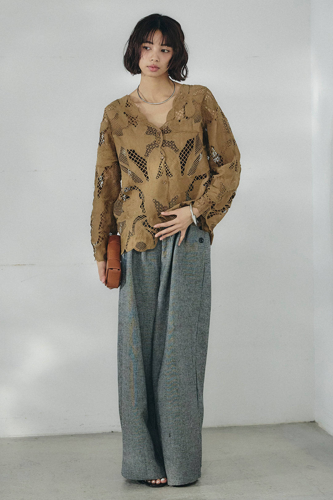 [SET]フラワー刺繍レースブラウス+サイドボタンツイードタックパンツ(2set)