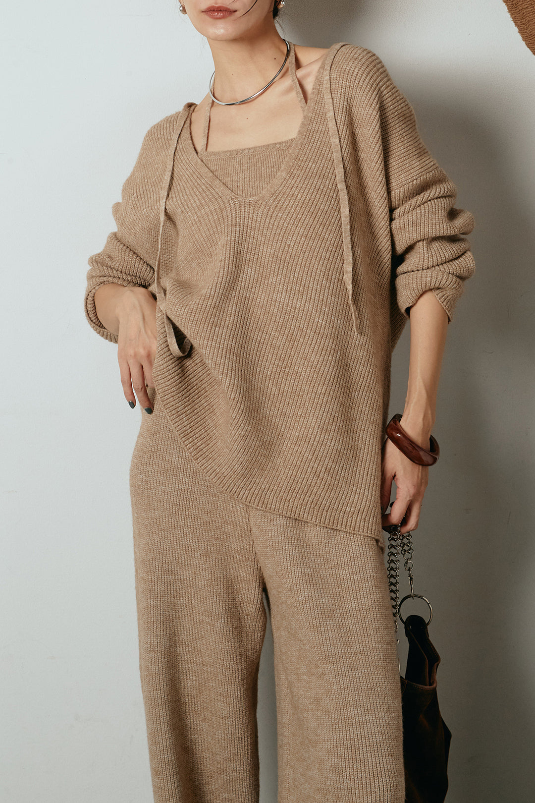 [SET]ホルターネックケーブルニットSETUP