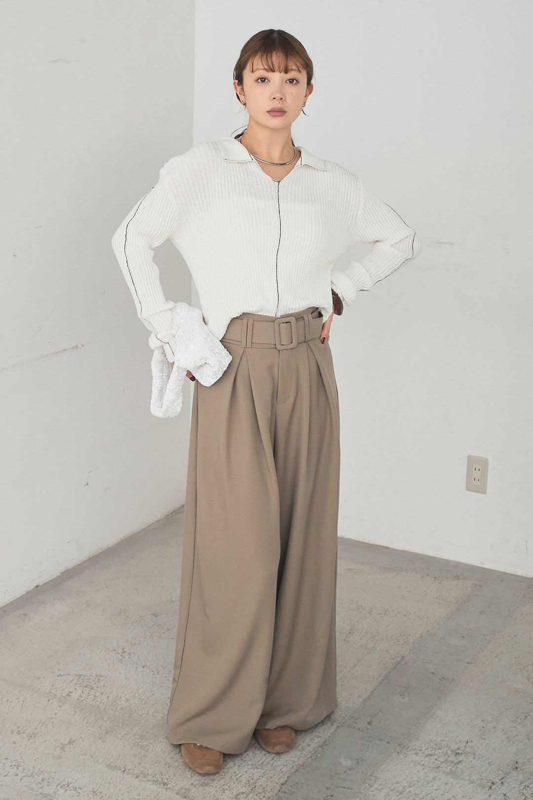 [SET]衿付きニットプルオーバー+ベルト付きツータックワイドパンツ(2set)