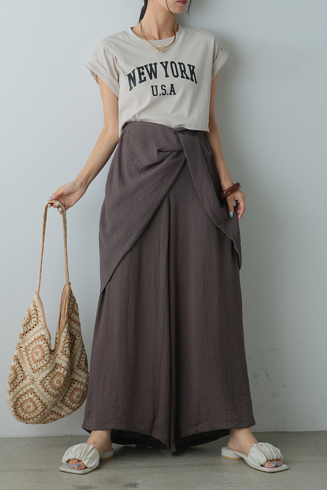 [SET]ショート丈NEWYORKロゴTシャツ+ねじりデザインワイドパンツ(2set)