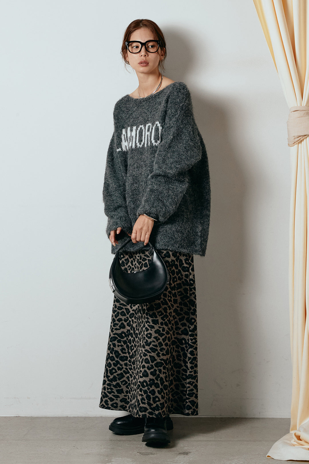 [SET]フロントロゴデザインニットトップス+レオパードロングスカート(2set)